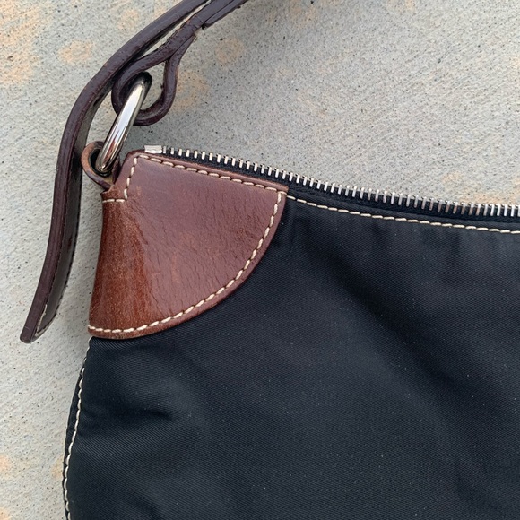 Dooney & Bourke Handbag Gently Used - Picture 3 of 8